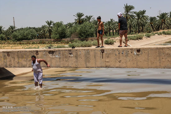 آبتنی در گرمای خوزستان