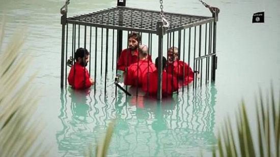 شیوه جدید داعش برای اعدام قربانیان +عکس