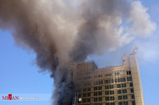 آتش سوزی هتل در حال احداث در مشهد