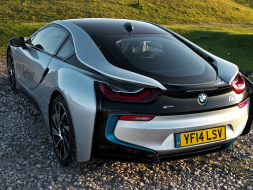 تصاویری از BMW i8؛ اسپرت رؤیایی هیبریدی بی ام دبلیو!