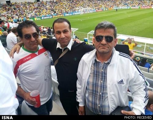 مرد ایرانی که در برزیل به بازیگران تذکر می‌داد