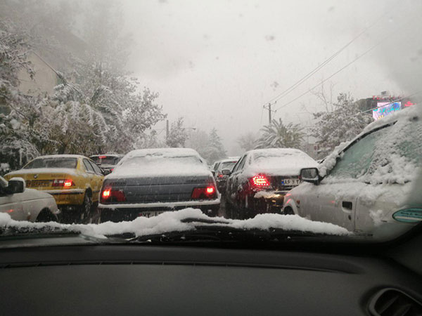 شهرداری تهران: ترافیک خیابان به خاطر برف نیست