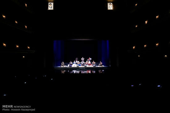 عکس: کنسرت گروه گیل و آمارد گیلان
