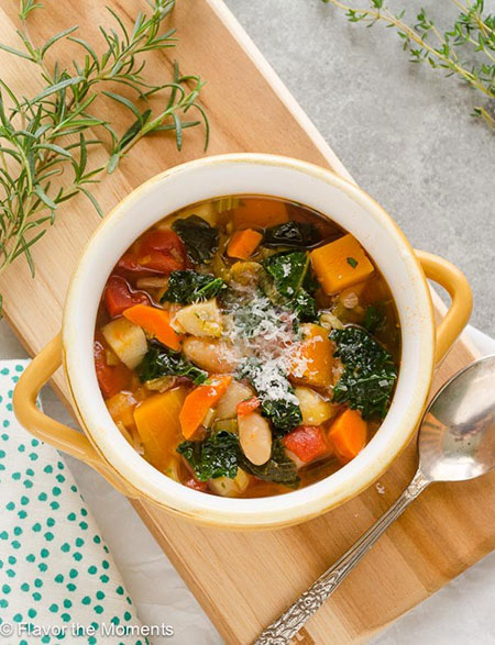 انواع سوپ پاییزی که در این فصل سال می‌توانید درست کنید