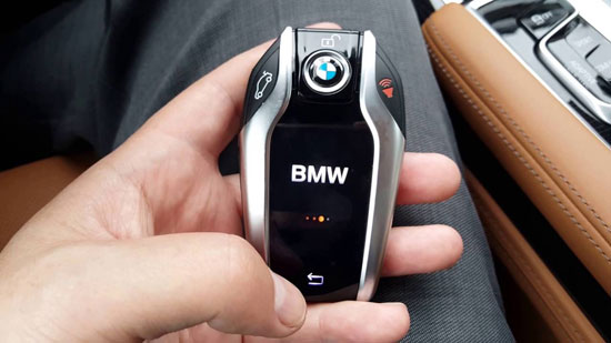 سوییچ BMW سری 7؛ خودرویی در دستان شما