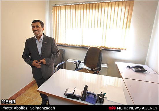 عکس: اتاق کار احمدی نژاد در دانشگاه