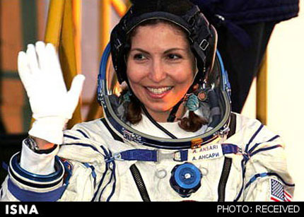 زن ایرانی برنده جایزه پیشگامان فضا 2015