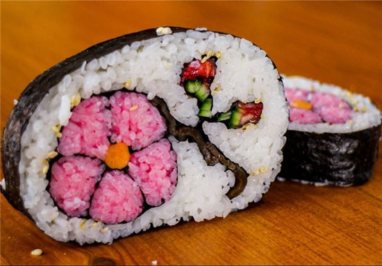 هنرنمایی ژاپنی‌ها با سوشی +عکس