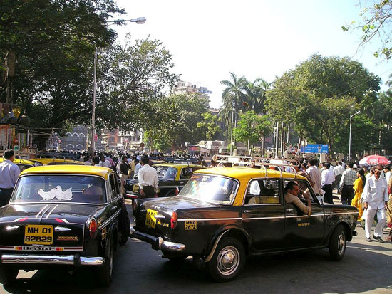 تاکسی‌های مختلف در کشورهای جهان
