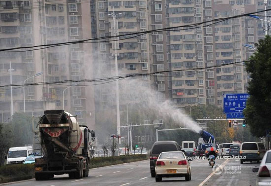 تفنگ های تصفیه هوا در چین +عکس