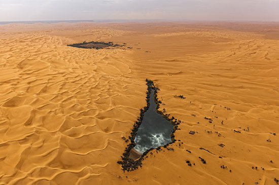 متفاوت ترین دریاچه دنیا در لیبی +عکس