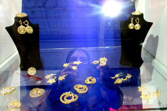 نمایشگاه فلزات گرانبها و سنگهای قیمتی