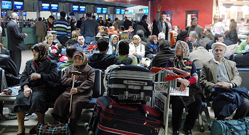 حقوق قانونی مسافران هنگام تاخیر هواپیما چیست؟