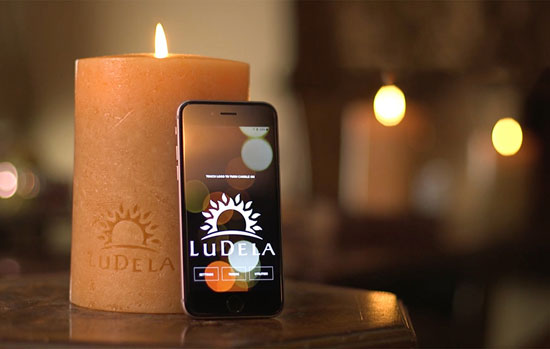 این شمع را با موبایل روشن و خاموش کنید
