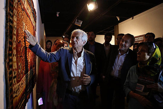 افتتاح نمایشگاه پرویز تناولی و شیرهای ایرانی