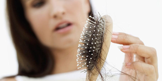 آیا خانم‌ها می‌توانند مو  بکارند؟