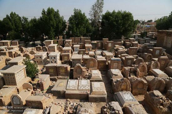 عکس: قبرستان وادی الاسلام