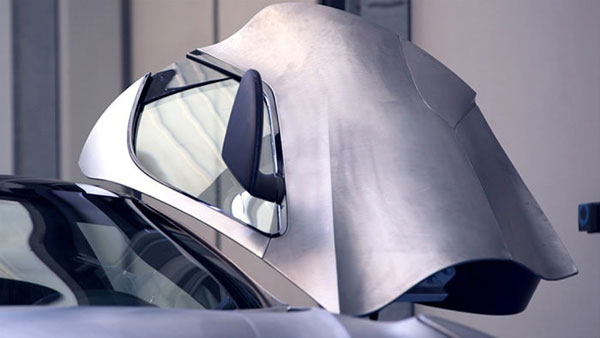 ولکانو اولین خودروی تیتانیومی جهان