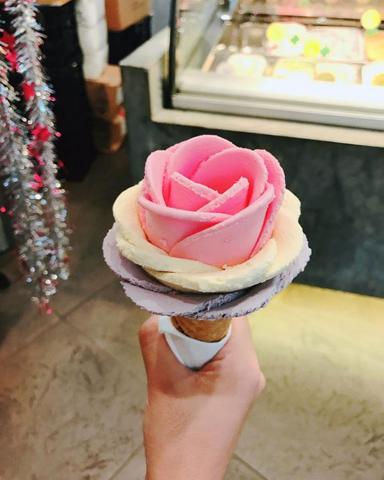 بستنی های زیبا و خلاقانه که شکل گل درست شده اند