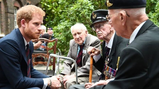 رونمایی «دانکرک» با حضور شاهزاده بریتانیا و کهنه سربازان