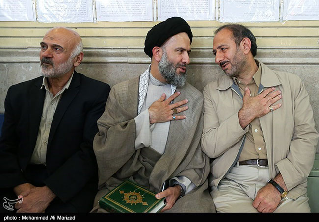 عکس: معاون احمدی نژاد بالاخره آفتابی شد