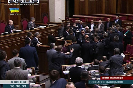 عکس: زد و خورد در پارلمان اوکراین