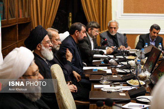 اولین جلسه مجمع به ریاست هاشمی شاهرودی