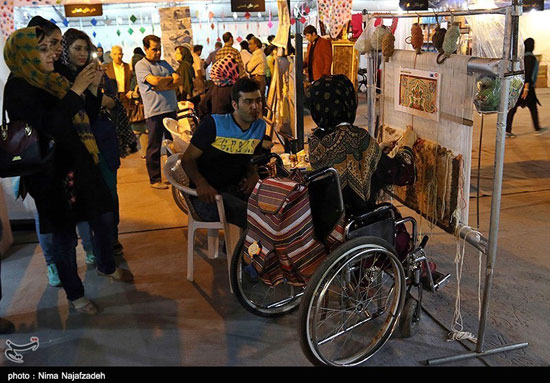 عکس: کار خدا پسندانه عل ‎کریمی در مشهد