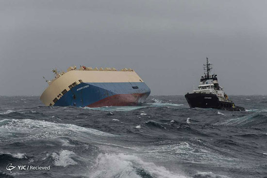 کشتی مدرن اکسپرس غرق شد +عکس