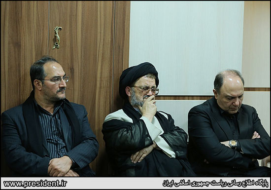 عکس: اشک روحانی در سوگ سالار شهیدان