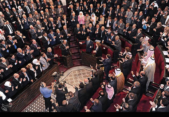 عکس: سخنرانی بشار در پارلمان جدید