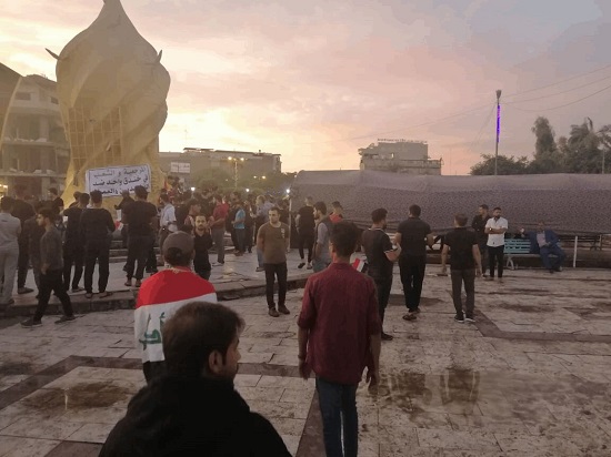 تجمع دوباره در برابر کنسولگری ایران در کربلا