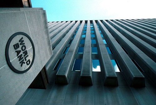 انتقاد از عدم دعوت ایران به نشست بانک جهانی