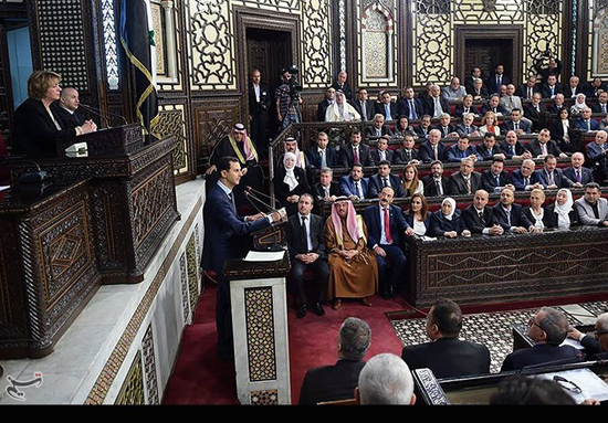 عکس: سخنرانی بشار در پارلمان جدید