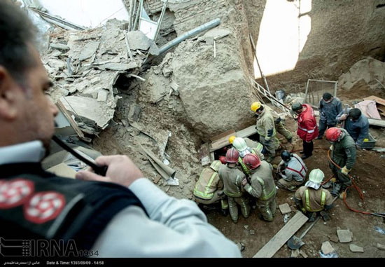 عکس: ریزش مرگبار آوار در تهران