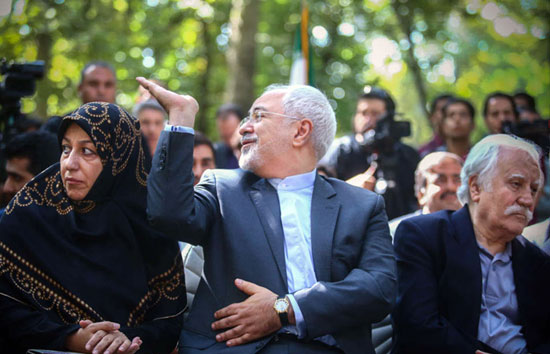 تصاویری از آقا محمدجواد و بانو در یک مراسم