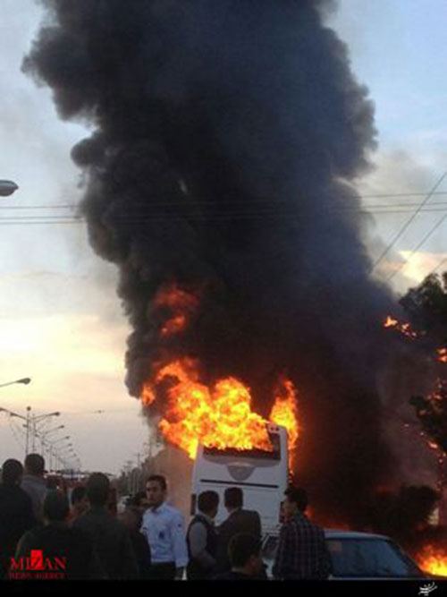 عکس:لحظه انفجار اتوبوس دانشجویان گناباد