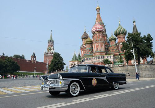 رژه اتومبیل‌‌های کلاسیک در روسیه
