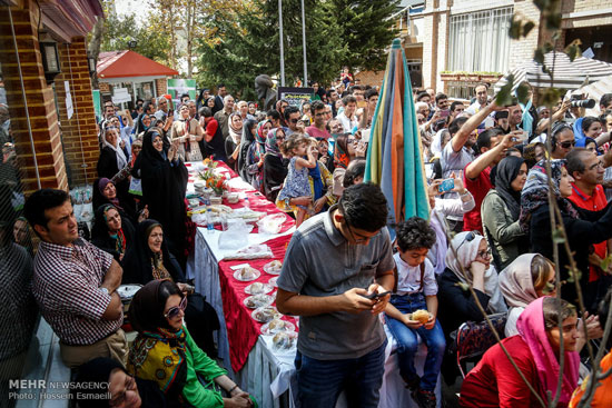 عکس: هنرمندان در جشنواره یه لقمه مهربانی