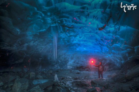 عکس: غار یخی شگفت‌انگیز در قلب آلاسکا