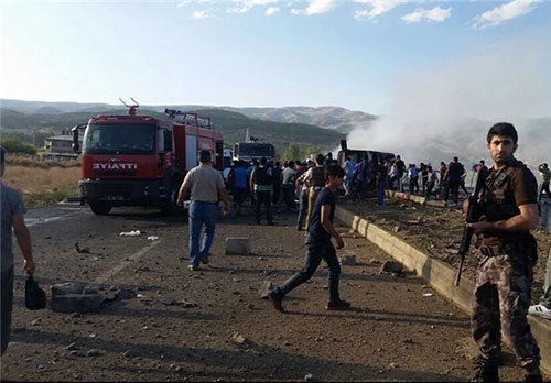 «پ ک ک» اتوبوس پلیس ترکیه را منفجر کرد