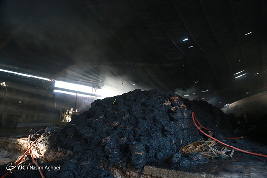 آتش سوزی مهیب در انبار کالای مشیریه