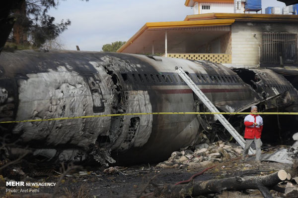 سقوط هواپیمای بوئینگ ۷۰۷ در حوالی کرج