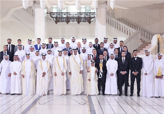 عکس یادگاری پورعلی گنجی با امیر قطر