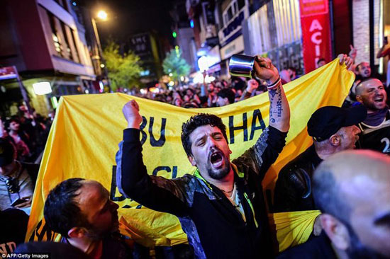 تظاهرات مخالفان اردوغان در ترکیه