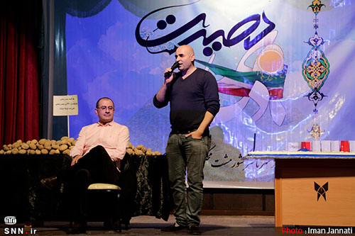 عکس: «9 دی» در کنار «علی مشهدی»