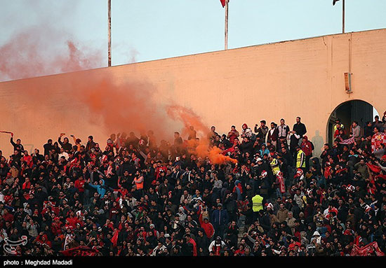 دیدار تیم‌های فوتبال پرسپولیس و سپاهان