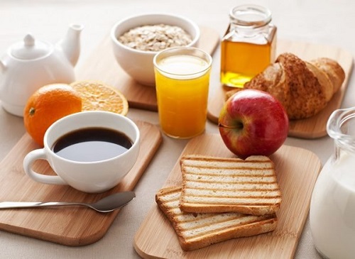 ضرورت مصرف صبحانه در دانش‌آموزان