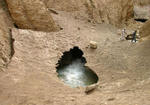 غار یخی «چما»؛ اعجاب‌انگیزترین غار ایران