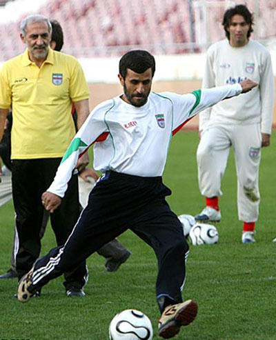 دایی - احمدی‌نژاد؛ دوقطبی عشق و نفرت